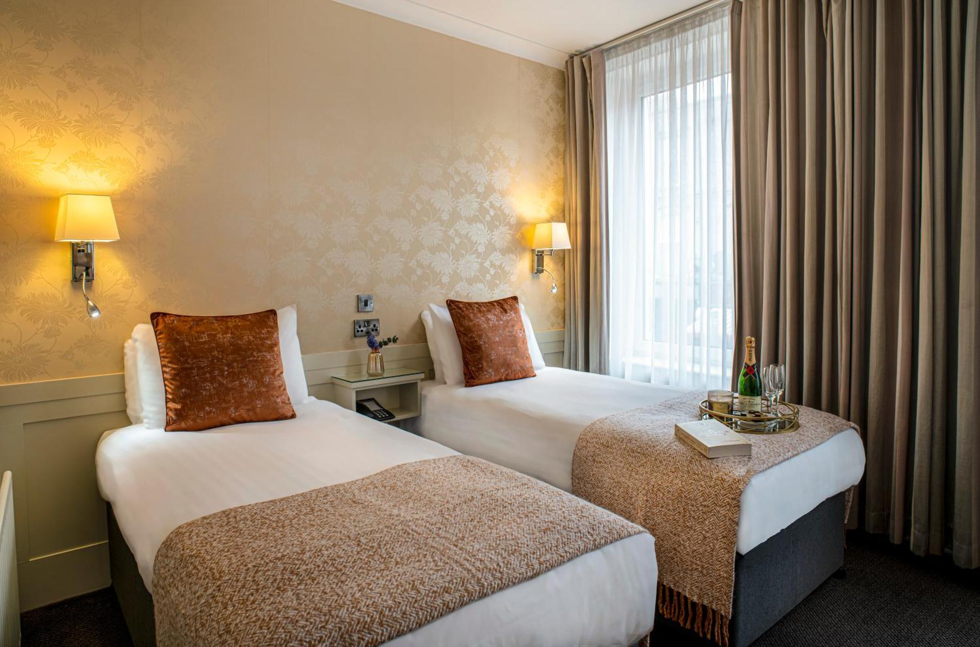 The Marcy Hotel Drogheda Bagian luar foto